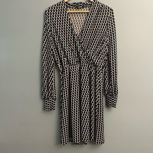 Adrianna Papell Crossover Top Dress - Picture 1 of 3